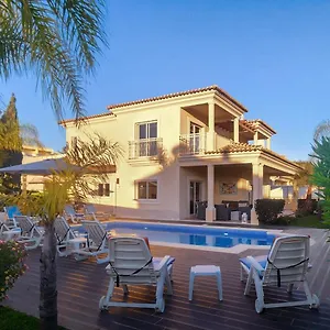 Villa Sunshine By Check-in Portugal, Albufeira